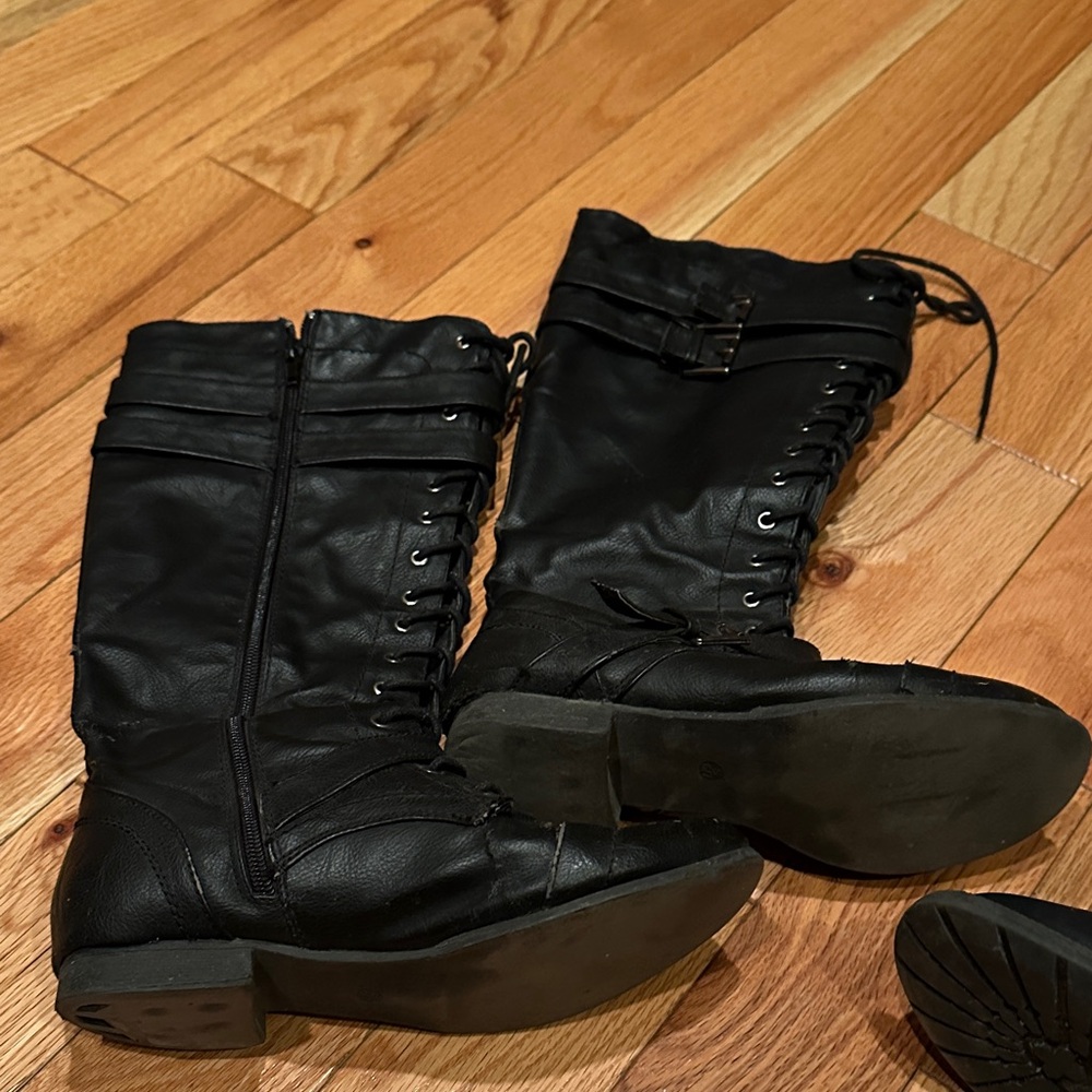 Black Lace-Up Women's Boots - Picture 3 of 9